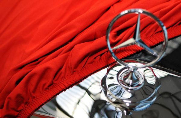 BMW 8er, F91, M8 Cabrio (2018-heute): Indoor Car Cover in ROT